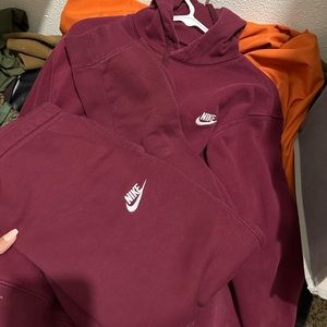 Nike sweatsuit